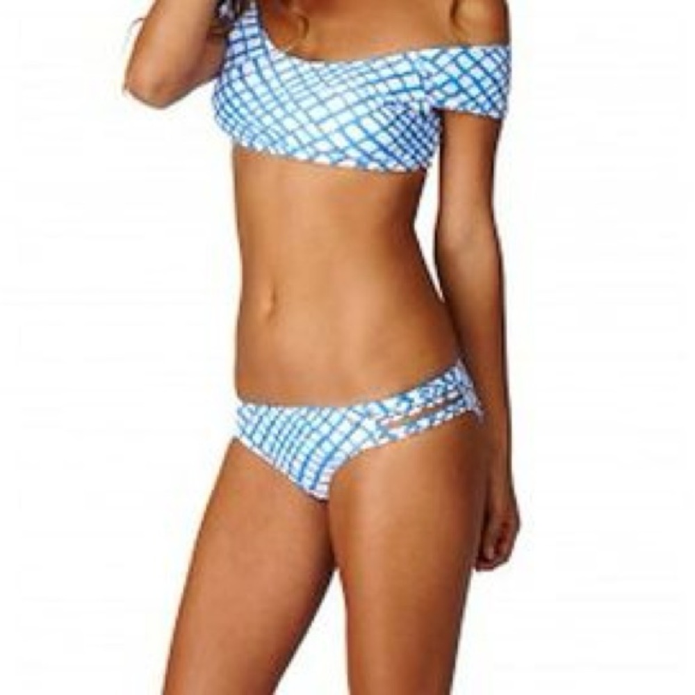 RAISINS BIKINI SET Sound Check Off The Shoulder Bikini Multi Strap Set US Large